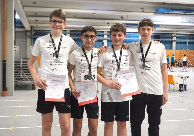 Tom Hoch, Paul Zukunft, Noah Handte und Arthur Jenike holten als MU16-Team die Silbermedaille im Fünfkampf bei den Württembergischen Meisterschaften