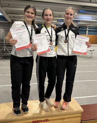 Miriam Dietrich, Lea Weithoffer und Nina Richter gewannen als WU16-Team Bronze im Fünfkampf bei den Württembergischen Meisterschaften