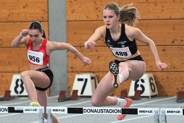 images/stories/Leichtathletik/2025/2025-02-22-23-Württ.-Mehrkampfmeisterschaften-in-Ulm/2025-02-22-23_Ulm-Wuertt-MK-Foto-Nina-02.JPG#joomlaImage://local-images/stories/Leichtathletik/2025/2025-02-22-23-Württ.-Mehrkampfmeisterschaften-in-Ulm/2025-02-22-23_Ulm-Wuertt-MK-Foto-Nina-02.JPG?width=2072&height=1503