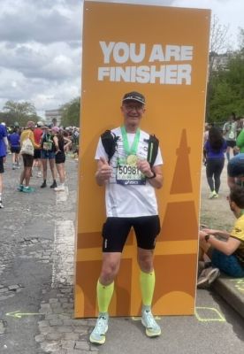 Ole Ahrens glücklich im Ziel