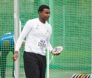 Clesio de Carvalho wird DM-U18-Meister im Winterwurf mit dem Diskus