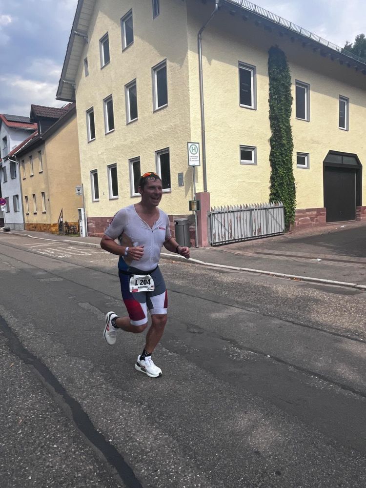images/stories/Triathlon/2026/2026-Nagold-Foto-Alex.jpg#joomlaImage://local-images/stories/Triathlon/2026/2026-Nagold-Foto-Alex.jpg?width=1200&height=1600