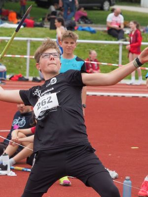 Tom Hoch
Speerwurf: 37,40m (PB) - Platz 1