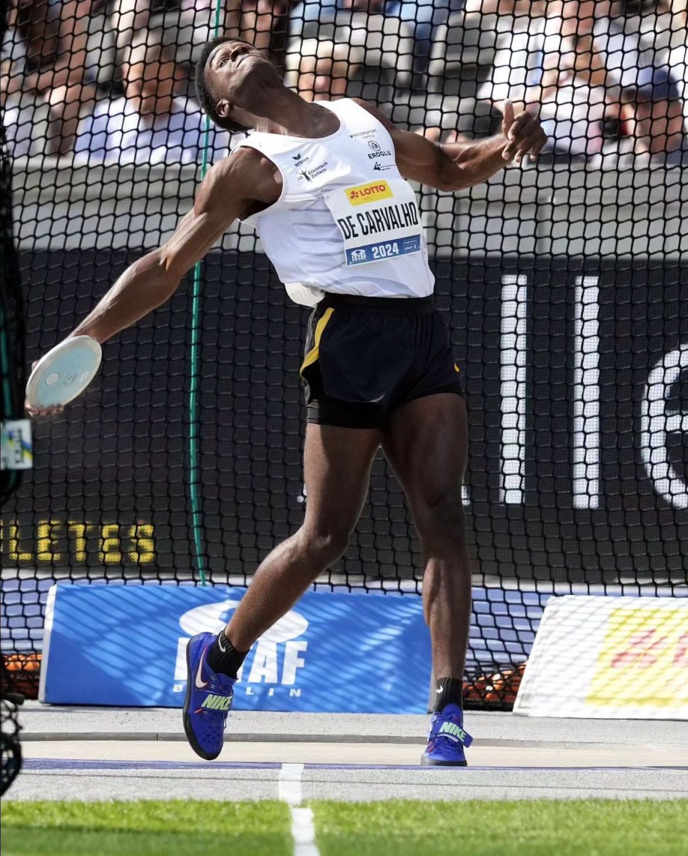 images/stories/Leichtathletik/2025/2025-Kelmen-Diskus-groß.jpg#joomlaImage://local-images/stories/Leichtathletik/2025/2025-Kelmen-Diskus-groß.jpg?width=1170&height=1455