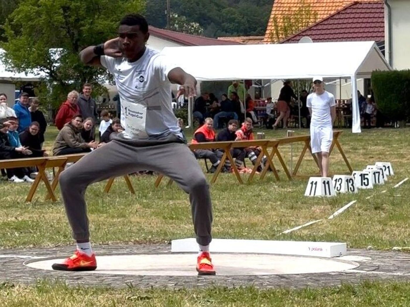 images/stories/Leichtathletik/2025/2025-05-20_Werfertag-Neustaedt_Clesio-Foto3.jpg#joomlaImage://local-images/stories/Leichtathletik/2025/2025-05-20_Werfertag-Neustaedt_Clesio-Foto3.jpg?width=826&height=619
