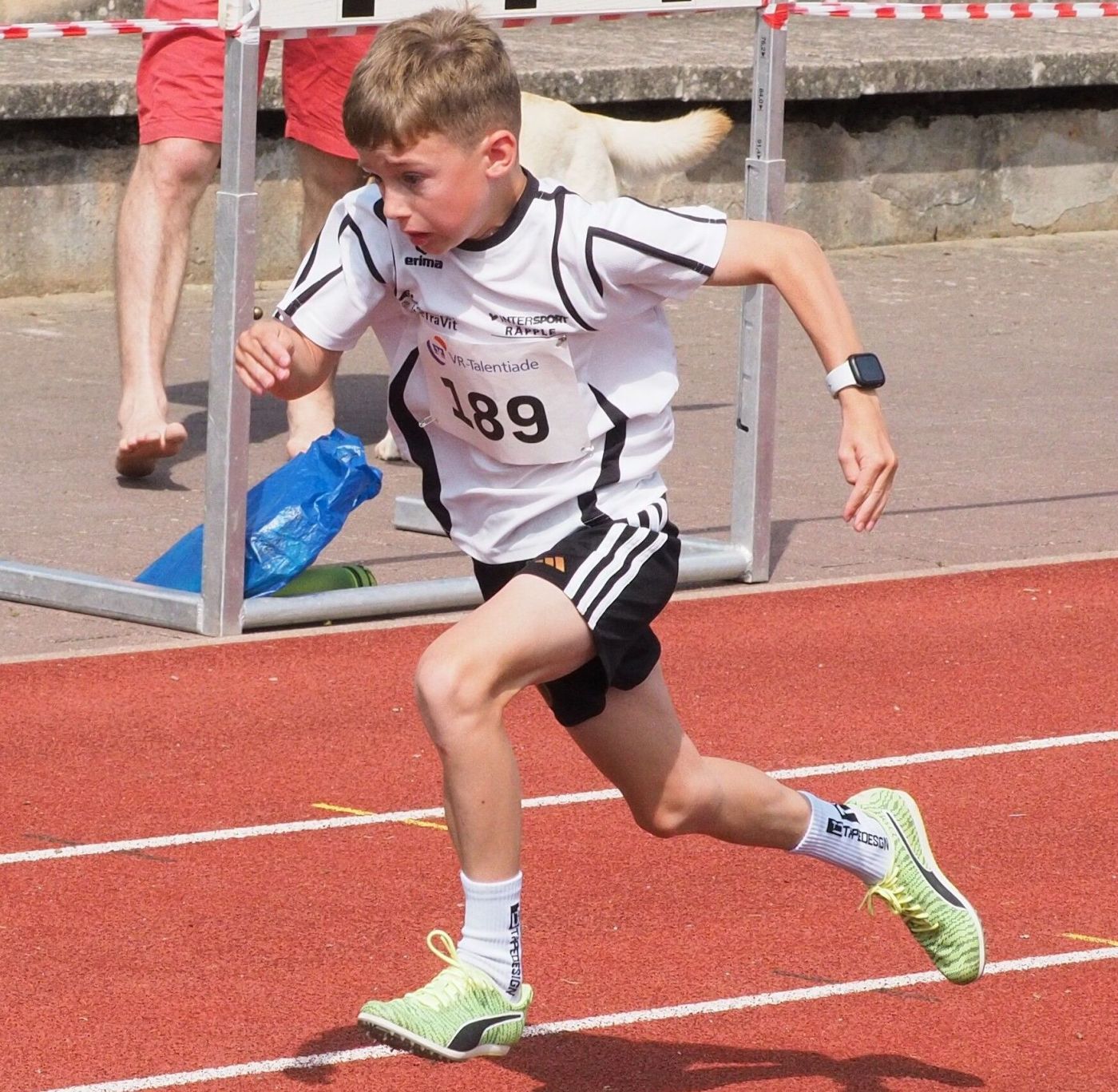 images/stories/Leichtathletik/2025/2025-07-19-P7193510-Linus-Sprint_Kopie.JPG#joomlaImage://local-images/stories/Leichtathletik/2025/2025-07-19-P7193510-Linus-Sprint_Kopie.JPG?width=1743&height=1703